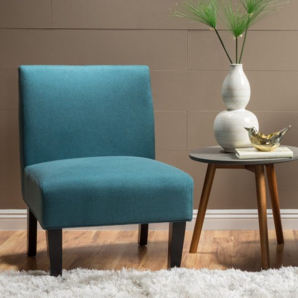 “Accent Chair Pakistan – Stylish Fabric Chair for Living Room or Bedroom”